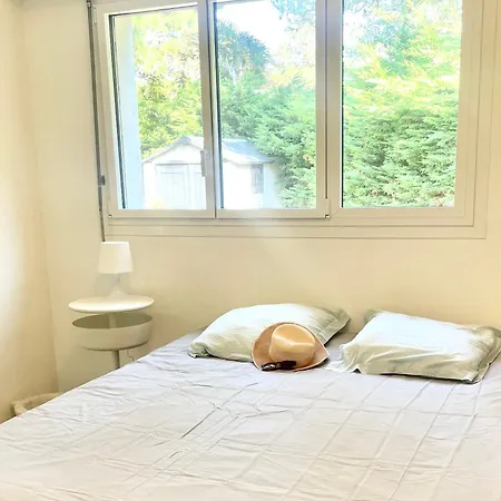 Holiday home Topaze A